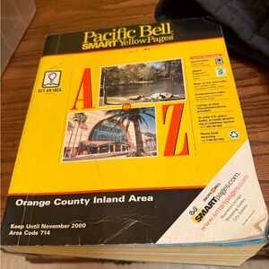 Pacific Bell Yellow Pages Directory year 2000